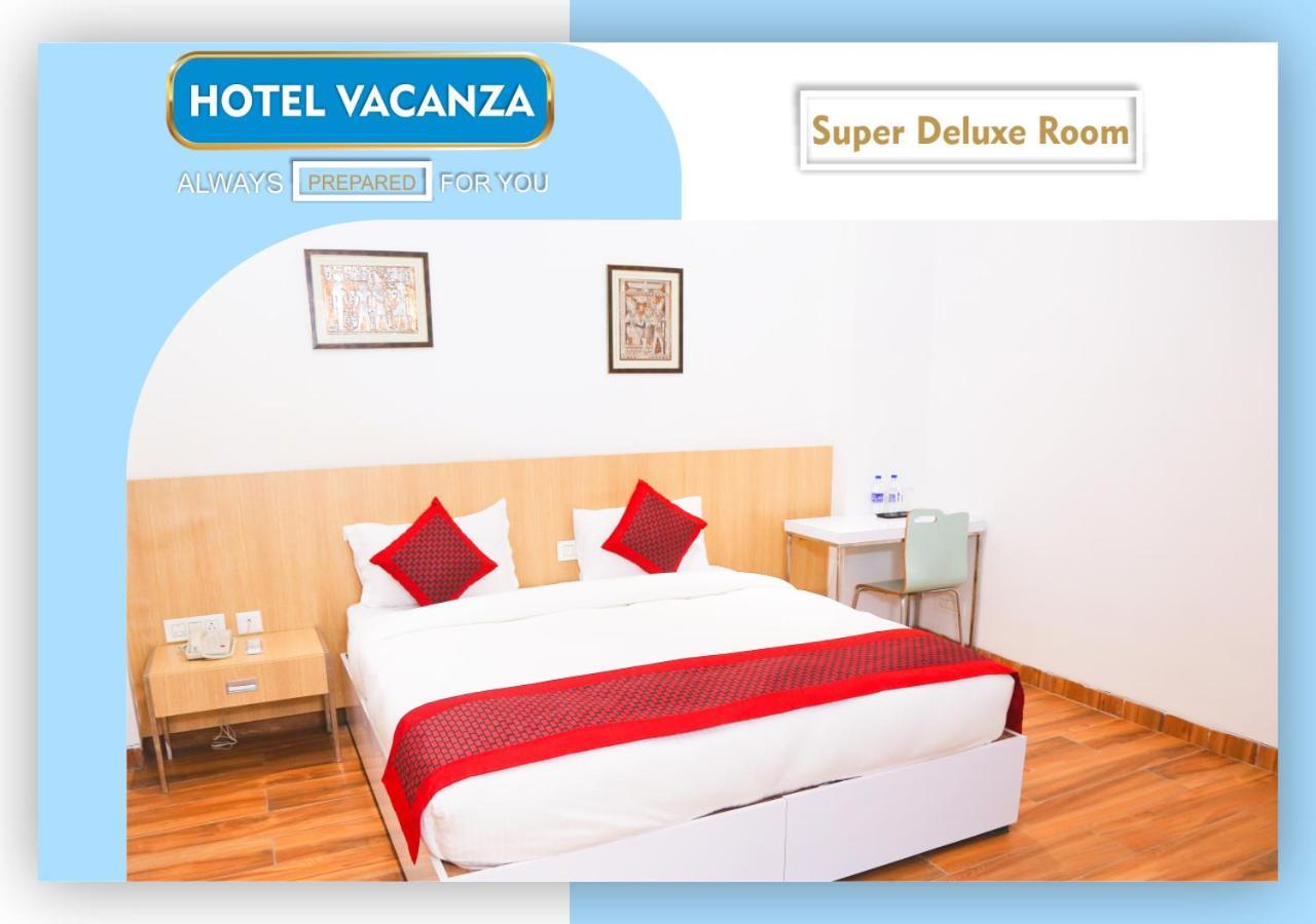 FabHotel Vacanza Noida Esterno foto
